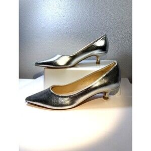 Cushionaire Bay Kitten Heel Silver Metallic Dress Shoe with Memory Foam size 6M